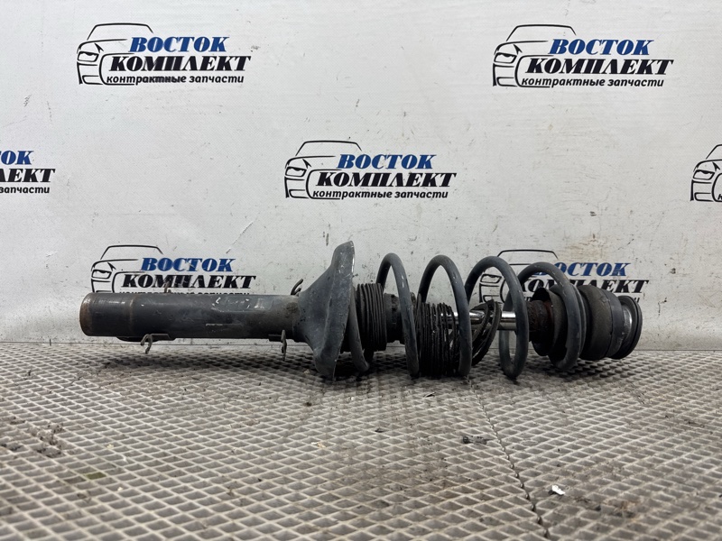 Стойка подвески Volkswagen Golf 2001 1J1 APK перед лев