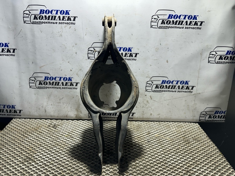 Рычаг подвески Honda Stepwgn RF4 K20A зад прав