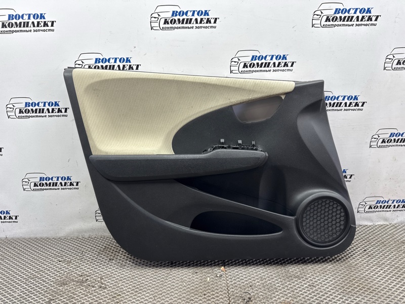 Обшивка двери Honda Fit 2011 GP1 LDA перед лев