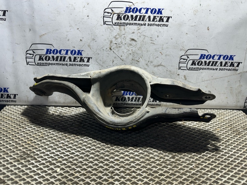 Рычаг подвески Honda Odyssey RA8 J30A зад прав