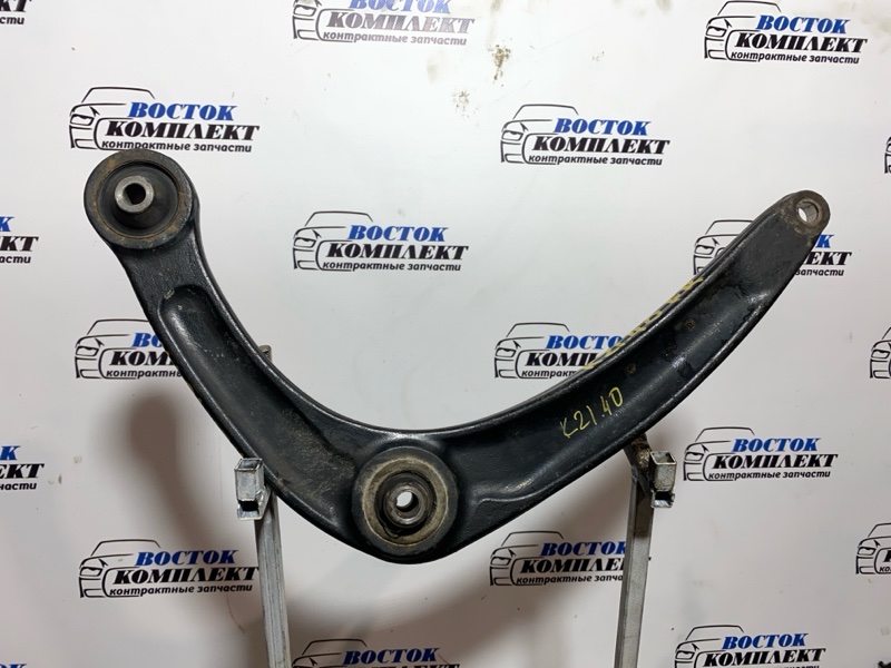 Рычаг подвески Peugeot 308 2009 T7 EP6DT перед прав