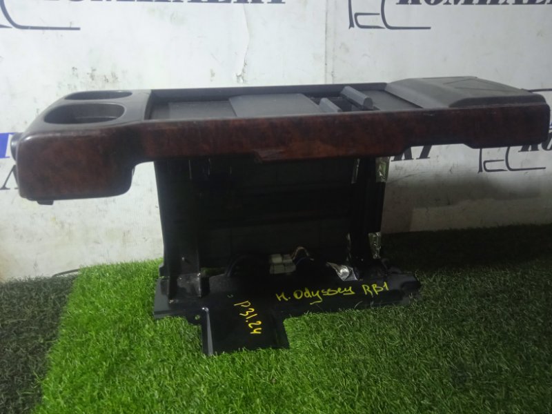 Подлокотник Honda Odyssey 2004 RB1 K24A