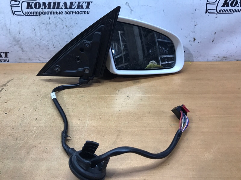 Зеркало Audi A6 WAVZZZ4F67N023003 AUK прав