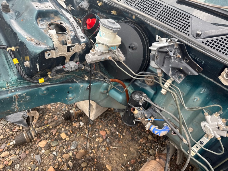 Трубка тормозная Honda Civic Ferio 1996 EK3 D15B перед прав