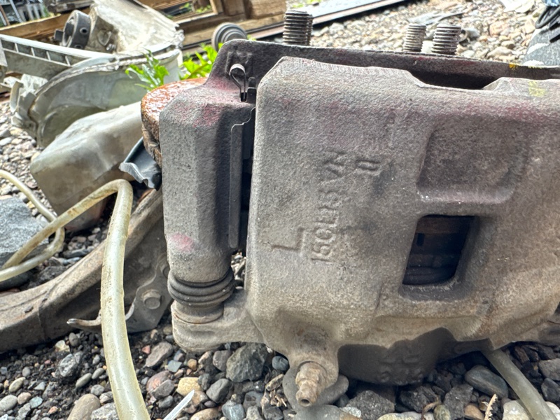 Суппорт Honda Civic Ferio 1996 EK3 D15B перед лев