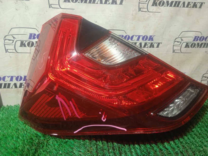 Фонарь стоп-сигнала Honda Fit GK3 лев