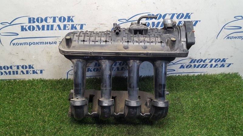 Коллектор впускной Honda Mobilio 2002 GB1 L15A