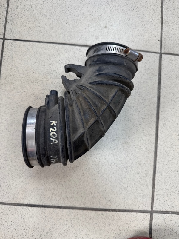 Патрубок воздушного фильтра Honda Stepwgn 2003 RF3 K20A