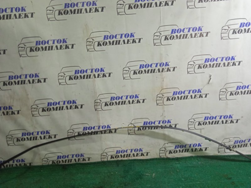 Молдинг крыши Honda Stepwgn 2011 RK1 R20A прав