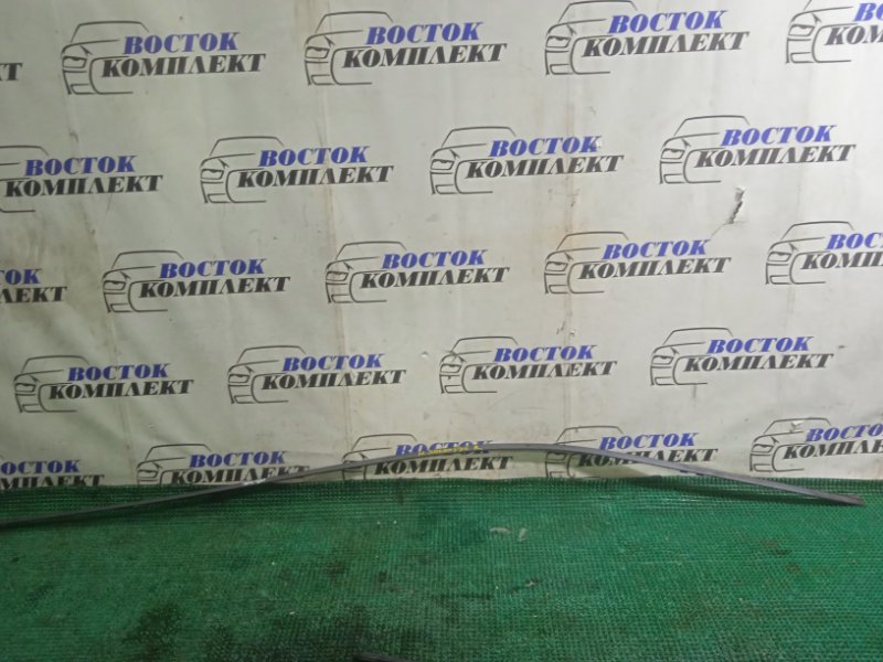 Молдинг крыши Honda Stream RN6 R18A прав