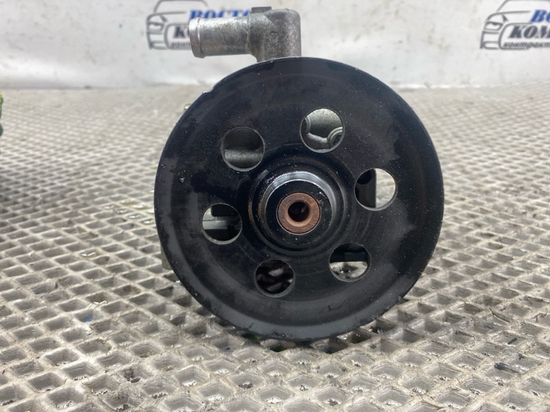 Насос гидроусилителя Mazda MPV 2006 LY3P L3-VE