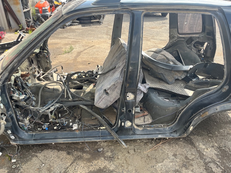 Стойка кузова Kia Sportage лев