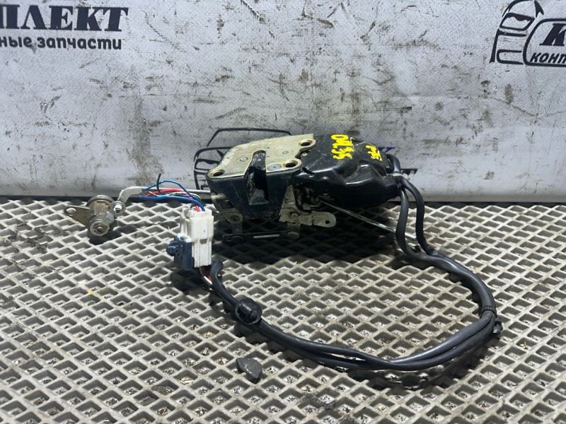 Замок дверной Toyota Corolla EE111 4E-FE перед прав