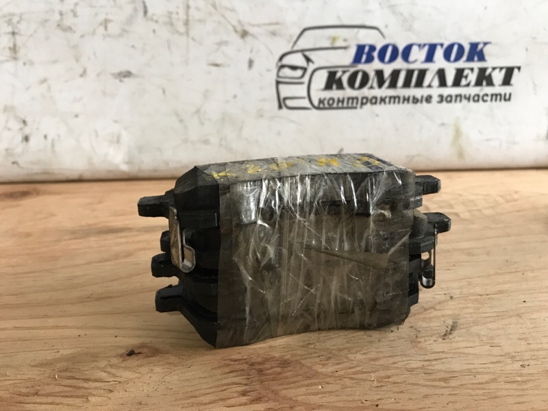 Колодки тормозные Suzuki Swift ZD72S K12B перед