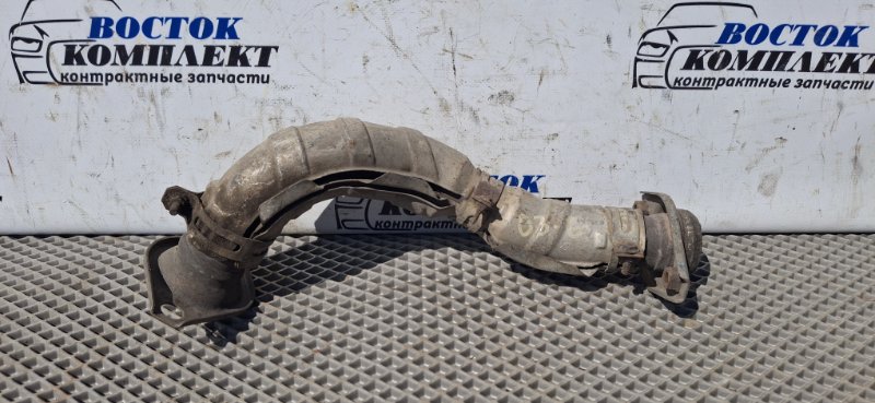 Труба приемная глушителя Toyota Wish ZGE25G 2ZR-FAE