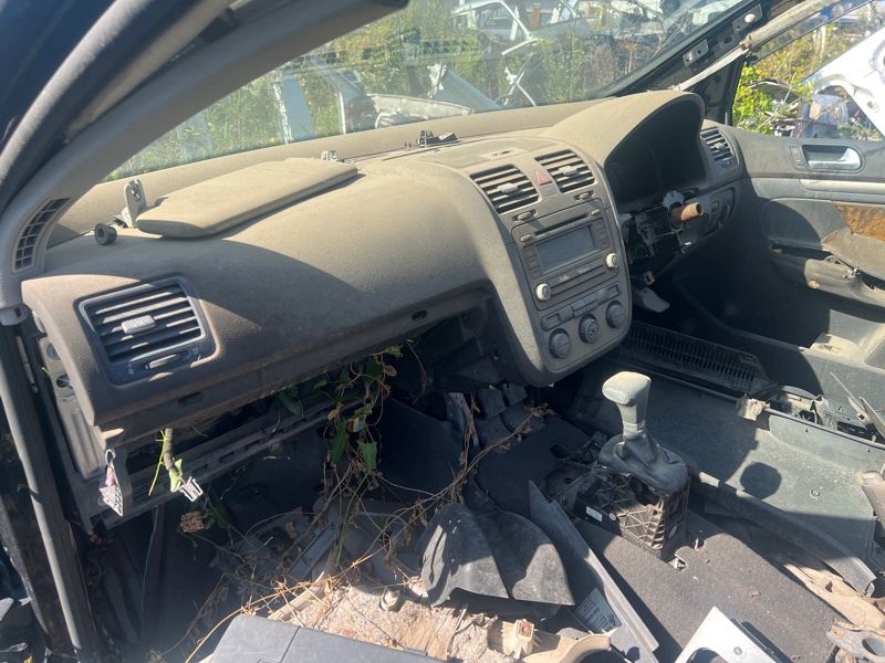 Панель передняя в салон Volkswagen Golf 2006 1K1 BLR