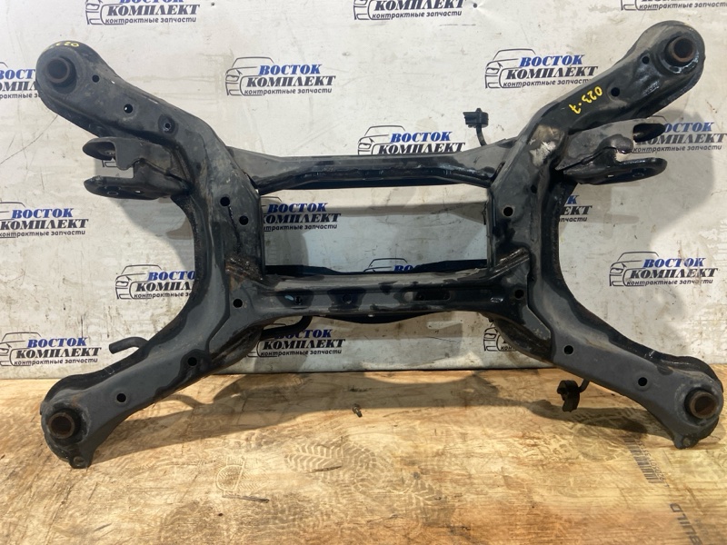 Балка подвески Honda Elysion RR1 K24A зад