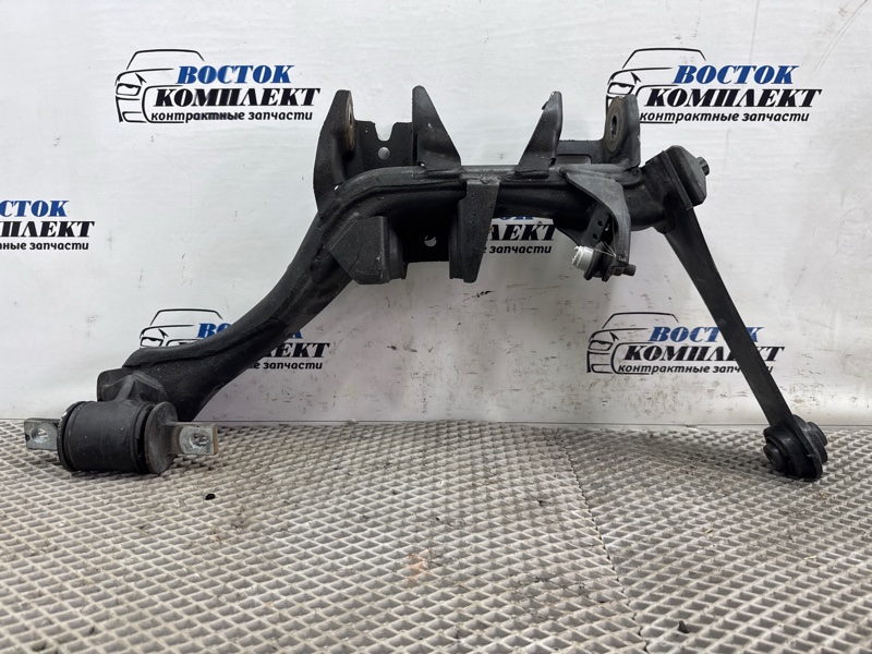 Рычаг подвески Honda Edix 2008 BE3 K20A зад прав