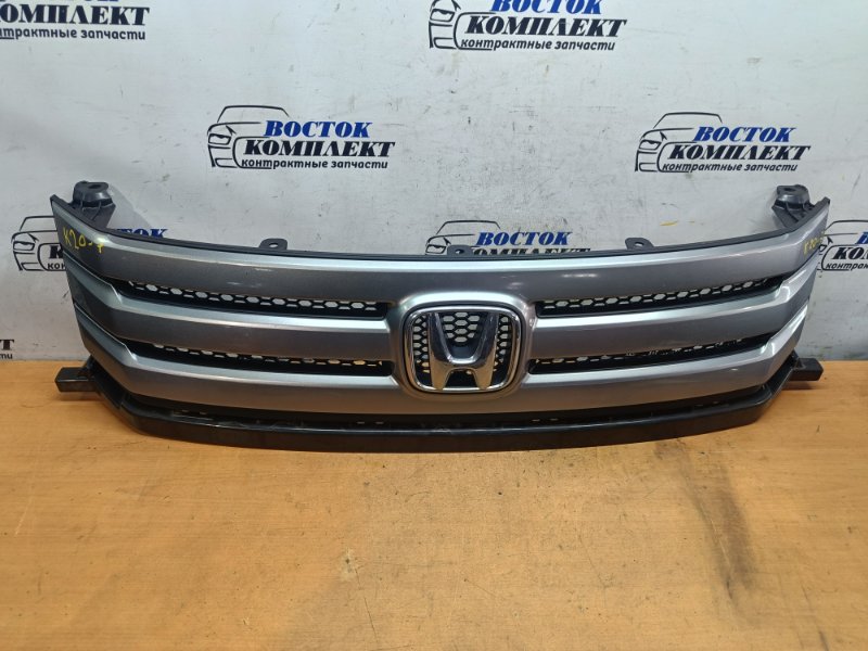 Решетка радиатора Honda Freed Spike GB3 L15A перед