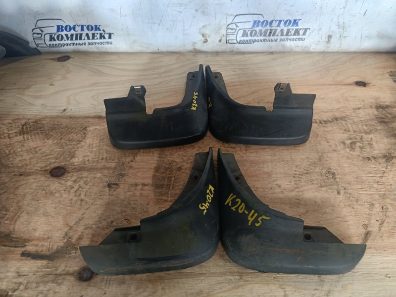 Брызговик Honda Mobilio GB1 L15A