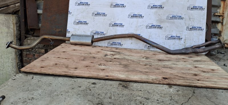 Резонатор глушителя BMW X1 WBAVL32030 N46B20