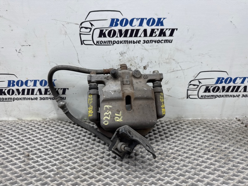 Суппорт Honda Elysion RR1 K24A зад лев