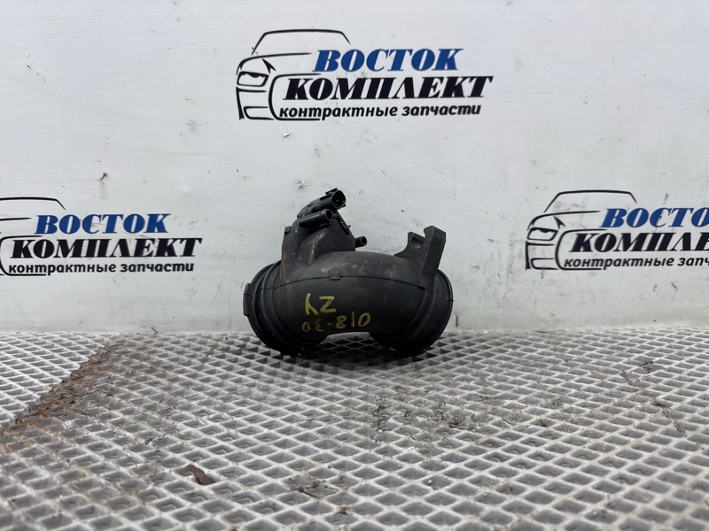 Патрубок воздушного фильтра Mazda Demio DY5W ZY-VE