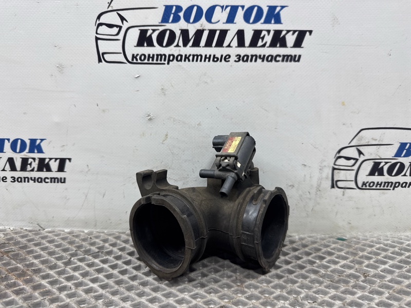 Патрубок воздушного фильтра Mazda Demio DY3W ZJ-VE