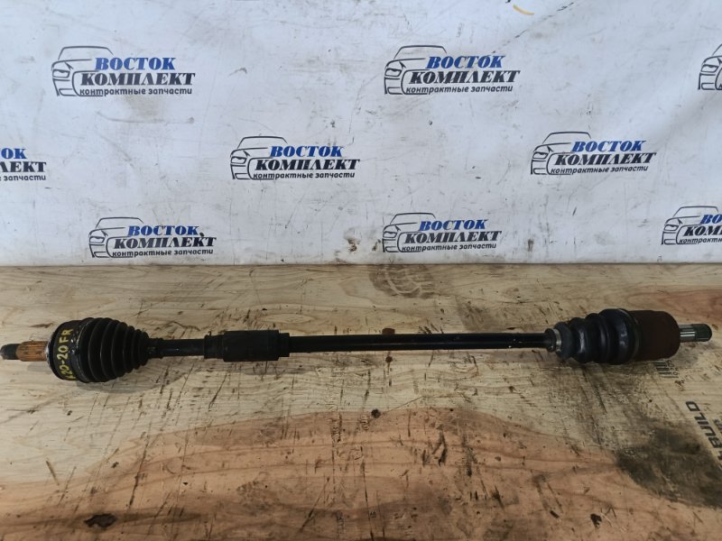 Привод Honda Freed GB3 L15A перед прав