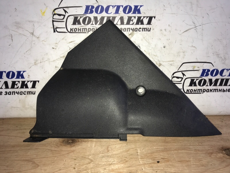 Накладка на центральную консоль Peugeot 3008 2012 T84 10FJBW прав