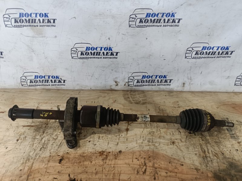 Привод Renault Lutecia VF1BR K4M перед прав