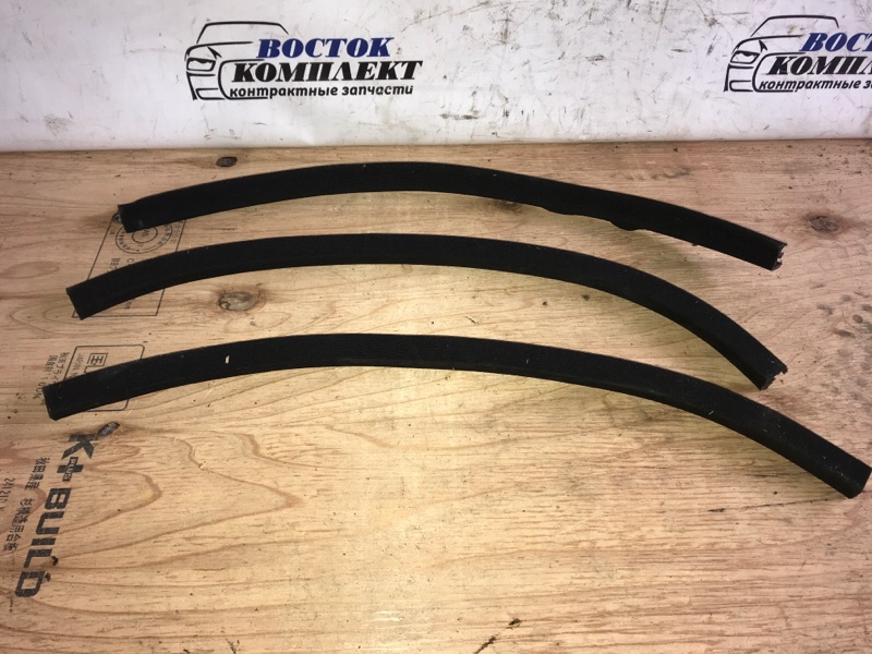 Уплотнитель Mercedes-Benz SLK-CLASS R171 M271