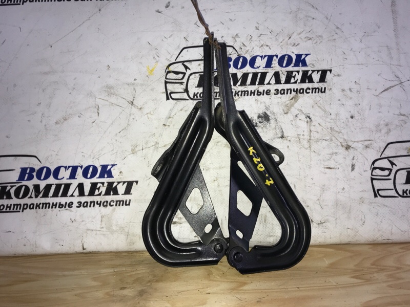 Петля капота Honda Freed Spike GB3 L15A