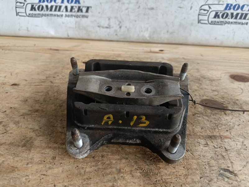 Подушка двигателя Audi A6 2006 AUK