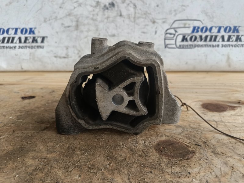 Подушка двигателя Volvo V70  B5254T зад