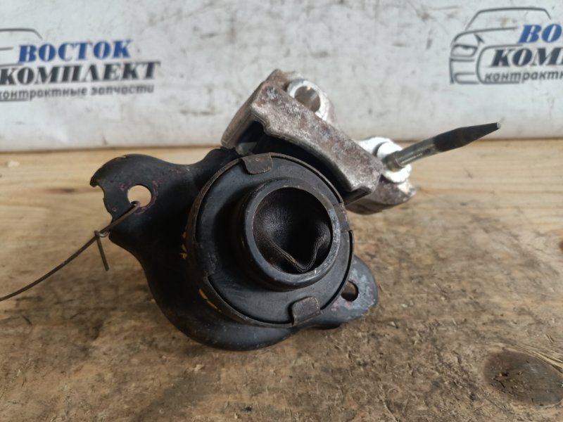 Подушка двигателя Honda Fit 2006 GD1 L13A прав