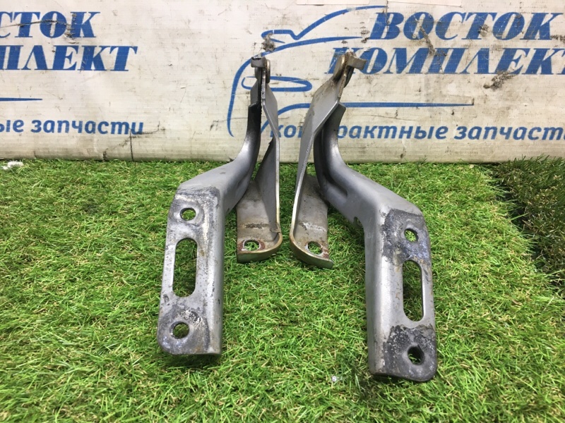 Петля капота Honda Accord 2005 CL7 K20A