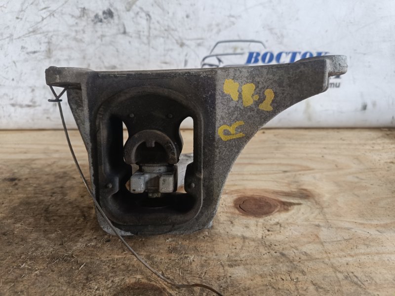 Подушка двигателя Honda Stream RN6 R18A лев