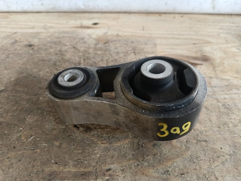 Подушка двигателя Mazda MPV LY3P L3 зад