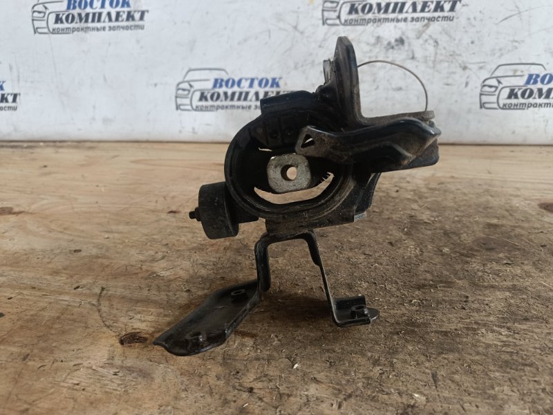 Подушка двигателя Toyota Voxy 2009 ZRR70W 3ZR-FAE лев