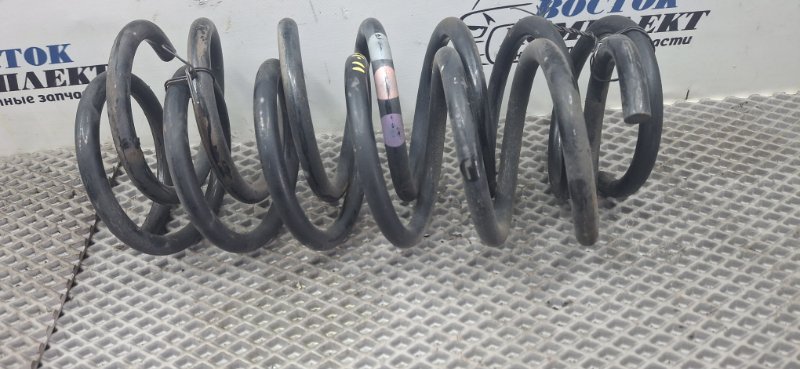 Пружина подвески Volvo V60 2015 FW48 B4164T зад