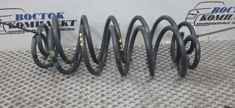 Пружина подвески Peugeot 208 2013 A9 EP6C зад