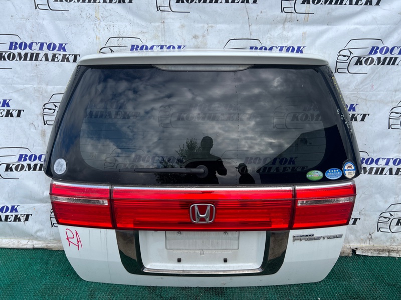 Дверь задняя багажника Honda Elysion 2007 RR1 K24A