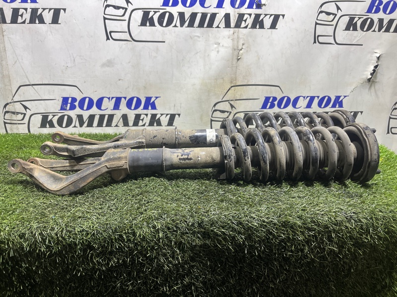 Стойка подвески Honda Elysion 2007 RR1 K24A перед лев