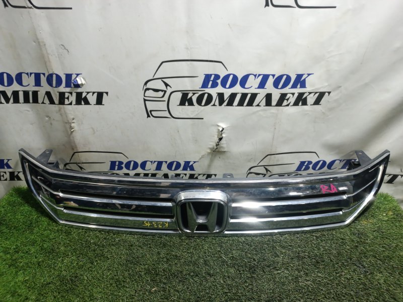 Решетка радиатора Honda Stepwgn 2010 RK1 R20A