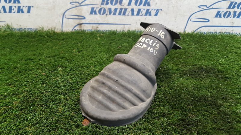 Пыльник рулевого кардана Toyota Ractis SCP100 2SZ-FE