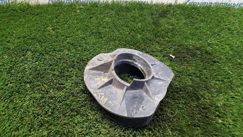 Пыльник рулевого кардана Mazda Verisa DC5W ZY-VE