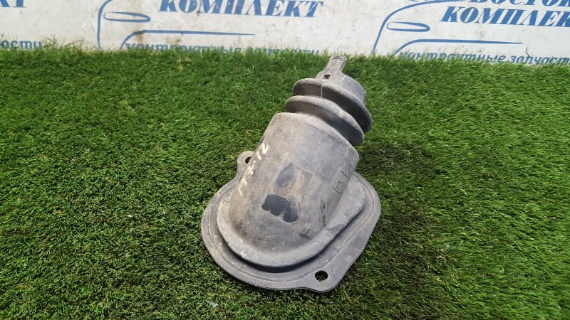Пыльник рулевого кардана Daihatsu Boon M300S 1KR-FE