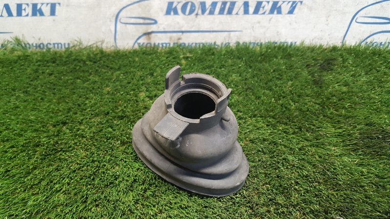 Пыльник рулевого кардана Toyota Platz SCP11 1SZ-FE