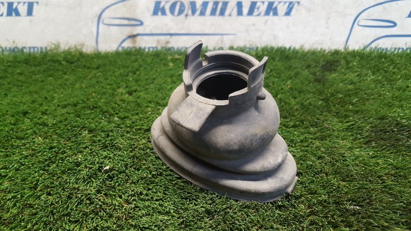 Пыльник рулевого кардана Toyota Platz SCP11 1SZ-FE